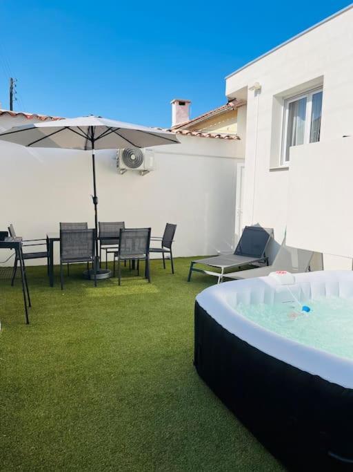 Maison 4 Personnes Avec Jacuzzi Marignane Esterno foto